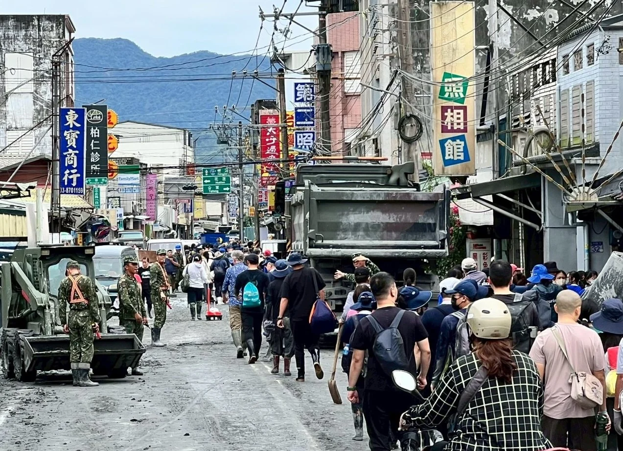 251022 災後 鏟子超人 花蓮