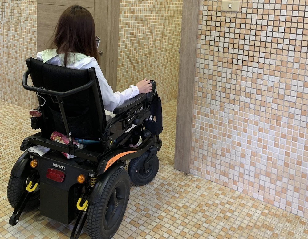 251113 無障礙廁所 工作 女性