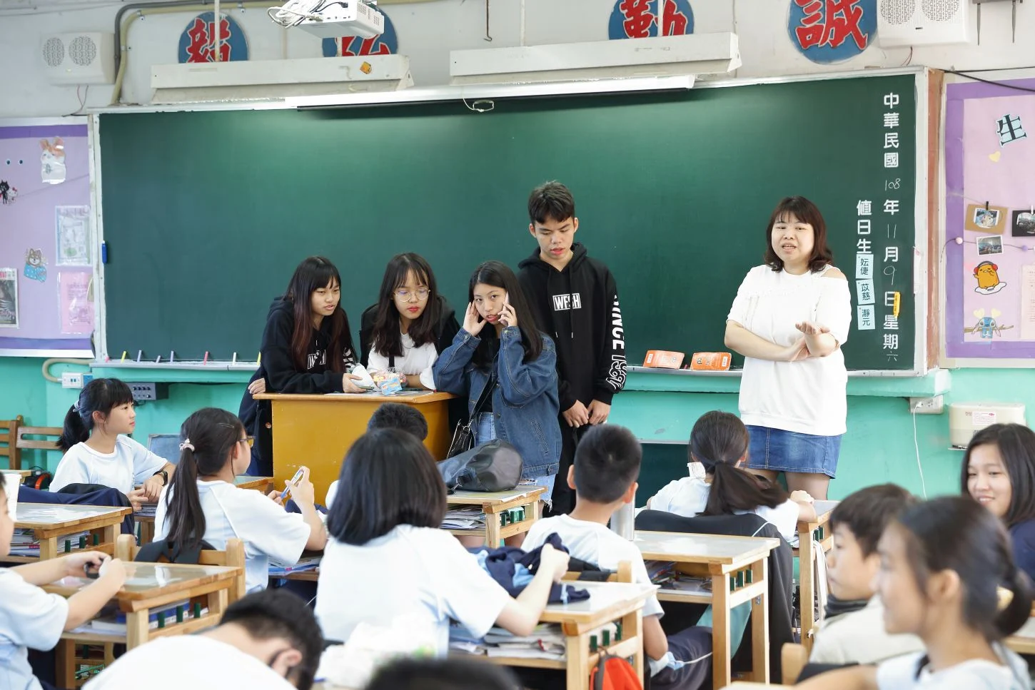 示意圖,非文中指涉當事人/妥瑞氏症者面對周遭人的不理解,無論對青少年或成人都是很大的傷害。by Ethene Lin on flickr @ CC BY-NC-SA 2.0