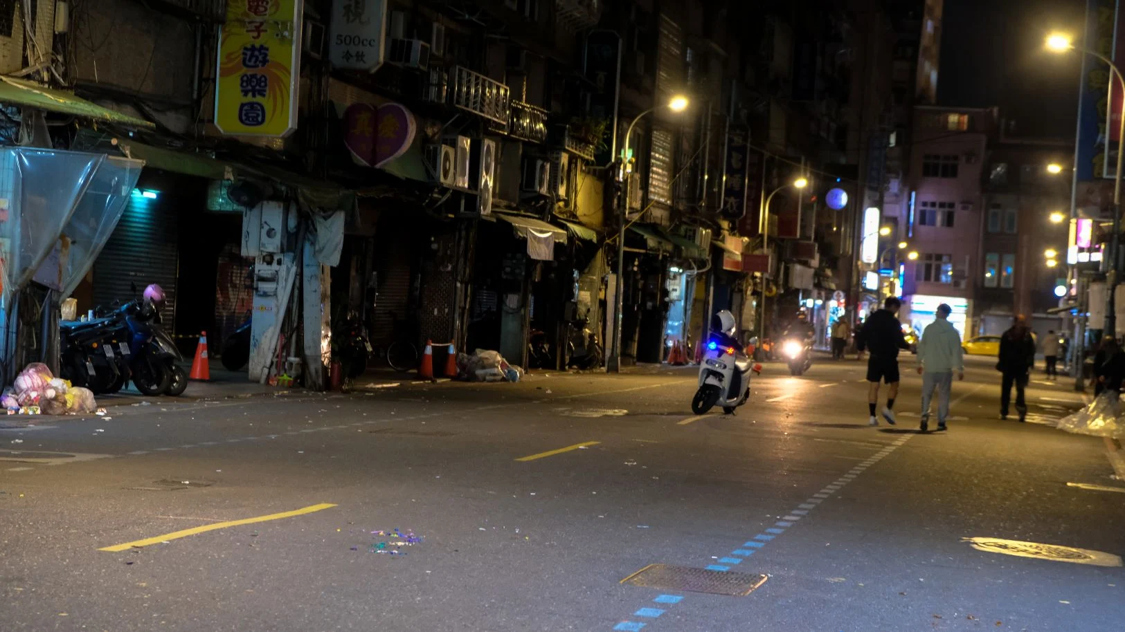現在的西昌街上多了警車巡邏取締。攝／曾玉婷