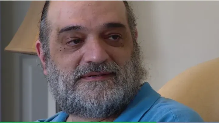 加拿大身障男子阿米爾·法蘇德（Amir Farsoud）的案件，讓更多加拿大民眾開始反思「因為貧困而申請安樂死」的倫理議題。圖／取自 gofundme 網站