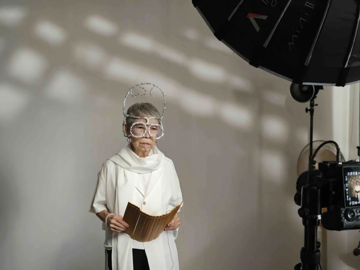 林素珠（Lim Soh Joo）作品拍攝幕後。圖／取自 ArtsWork Collaborative 網站